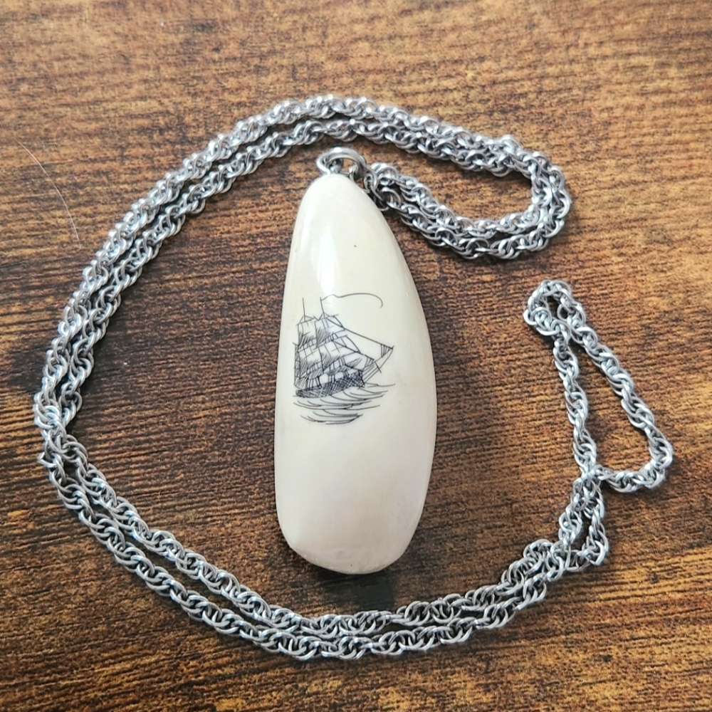 Crimshaw reproduction necklace